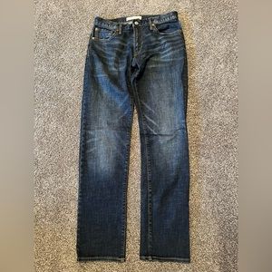 Men’s GAP straight denim jeans barely worn